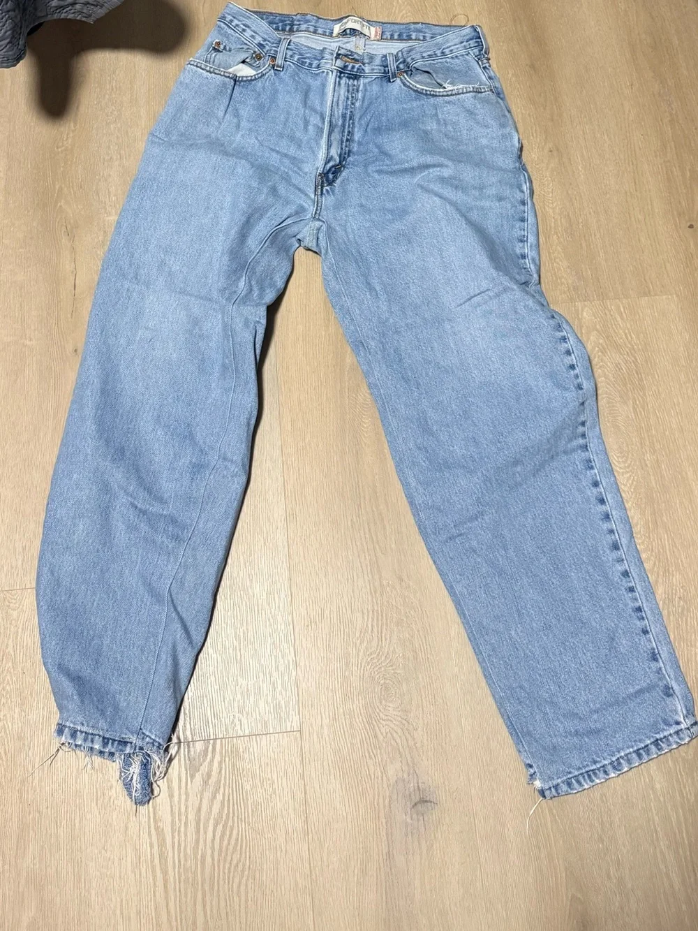 Levi's Light Blue Relaxed Fit Men's Jeans